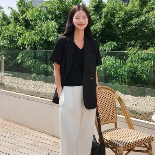 가벼운 반팔 자켓, 여름 오피스룩의 완벽한 선택! 실사용 리뷰