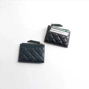 Read more about the article LOHA 여성 양가죽 슬림 카드지갑 B627: 1년 사용 후기/리얼 리뷰