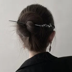 Read more about the article 아티렐 복고 나선형 올림머리 비녀 – 리얼 리뷰, 당신의 스타일을 완성해 줄 아이템!