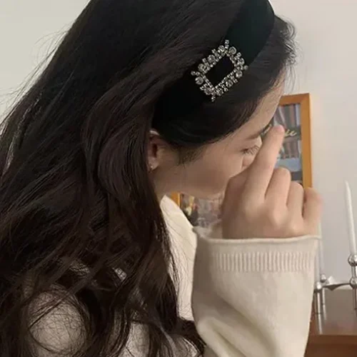 블링살롱 미뉴엣 앤틱 다이아 데일리 베이직 도톰 블랙 벨벳 쥬얼 머리띠 리얼 리뷰