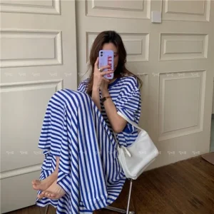 Read more about the article 일이오 여성 트임 단가라 박스 롱원피스 – 리얼 리뷰로 알아보는 여름 필수템!